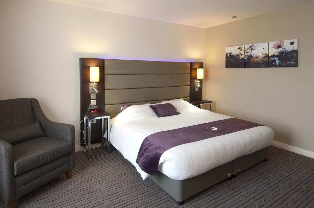 Premier Inn London Edgware Μπάρνετ Δωμάτιο φωτογραφία